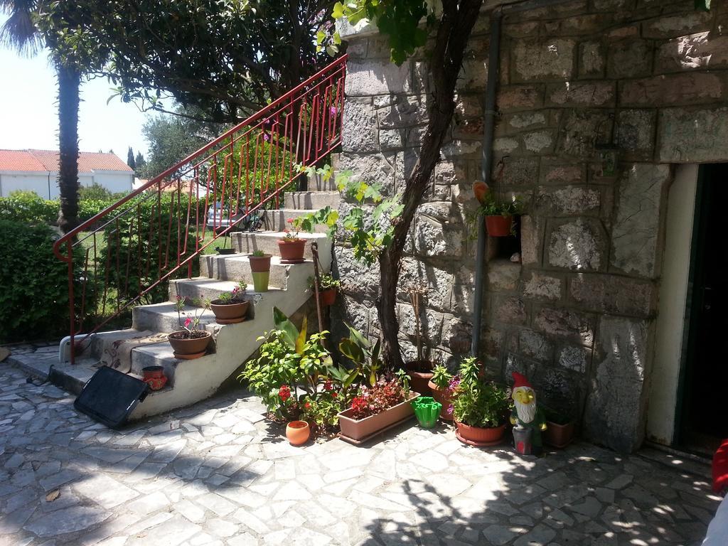 Villa Stone House In Buljarica Petrovac na moru Zimmer foto