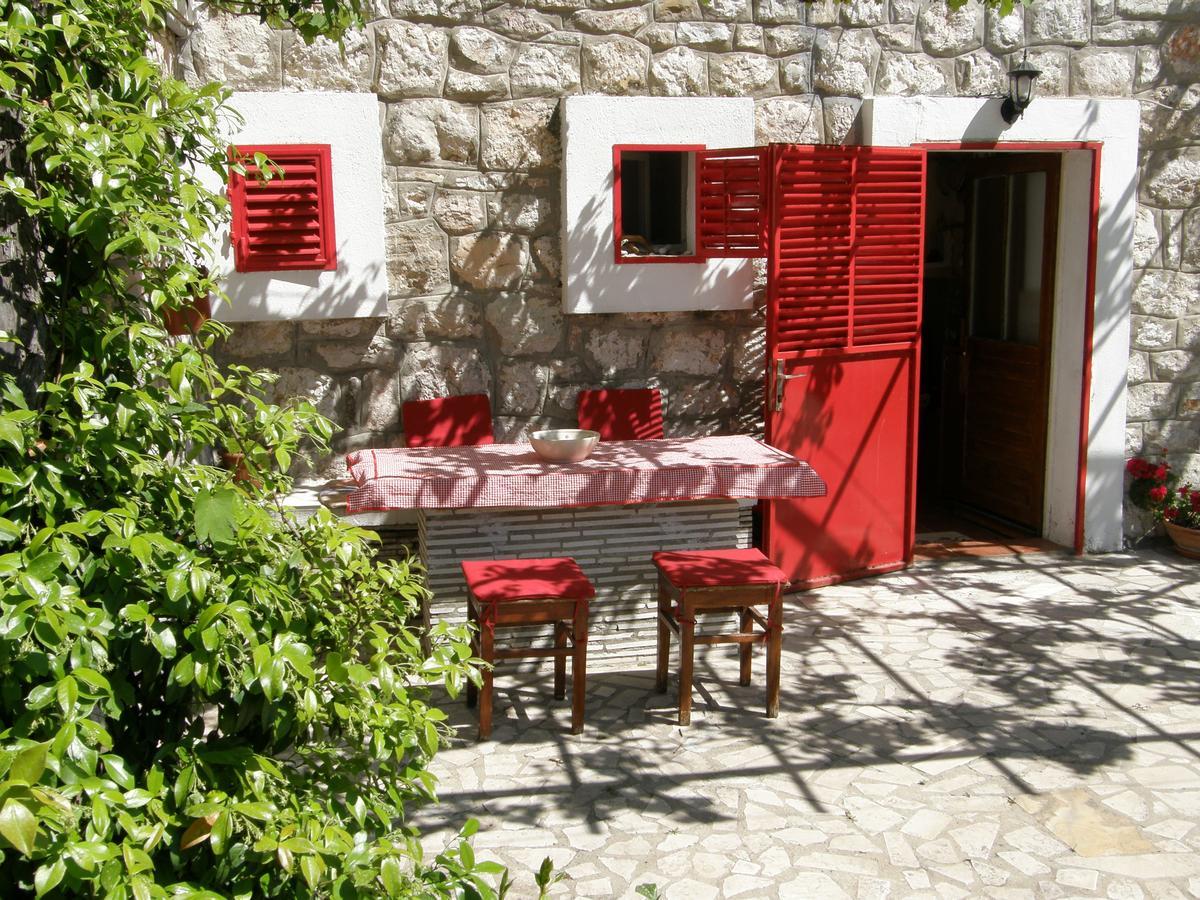 Villa Stone House In Buljarica Petrovac na moru Exterior foto